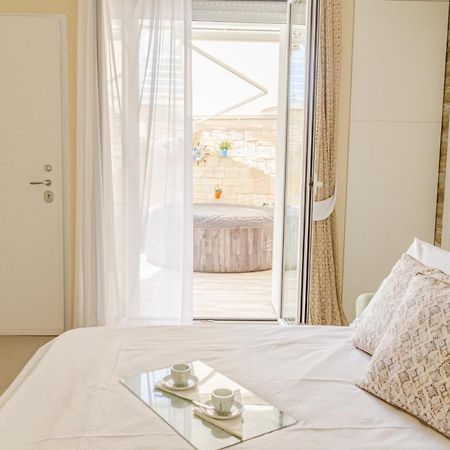 فيلا بولينيانو آ ماريفي Apulialux Little Jem W Jacuzzi / 180 Steps From Sea المظهر الخارجي الصورة